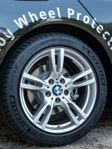 alloy wheel protection black